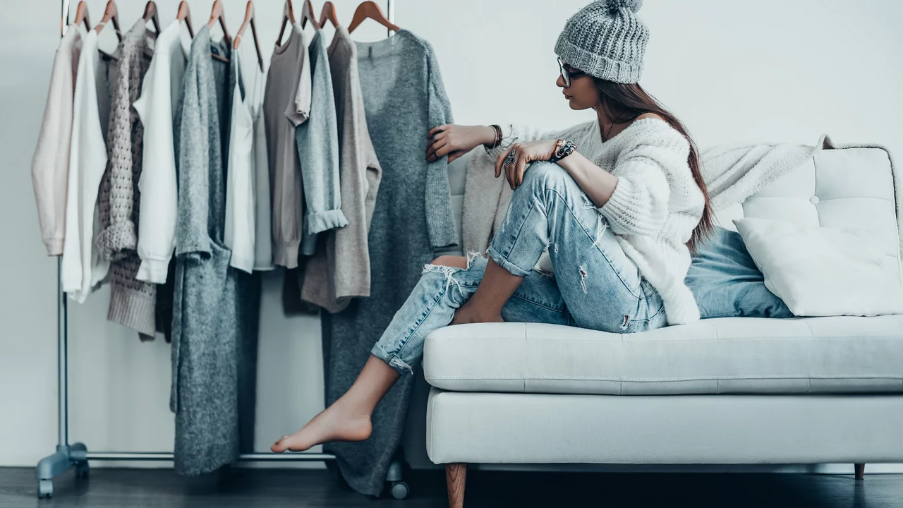 What fashion rules should all women follow?